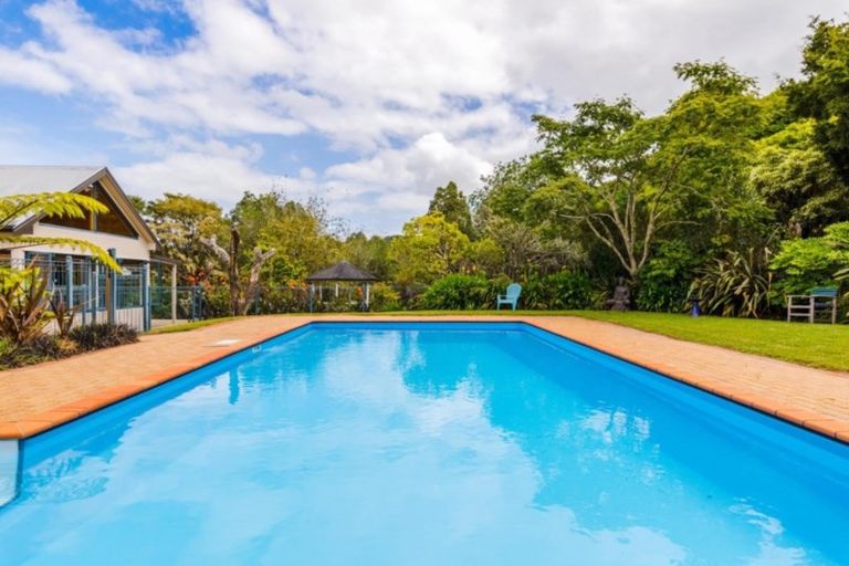 Photo of property in 347 Taylor Road, Helensville, Waimauku, 0882