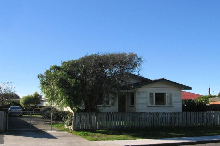 Photo of property in 38 Kirk Street, Otaki, 5512