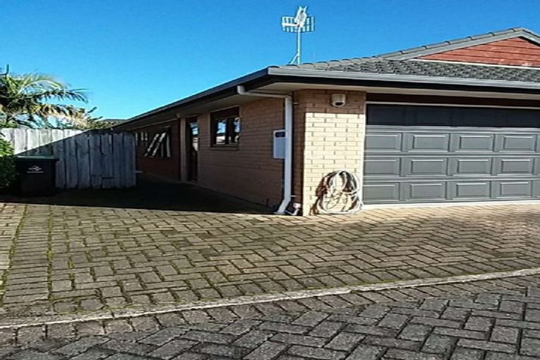 Photo of property in 2 Moffat Way, Bethlehem, Tauranga, 3110
