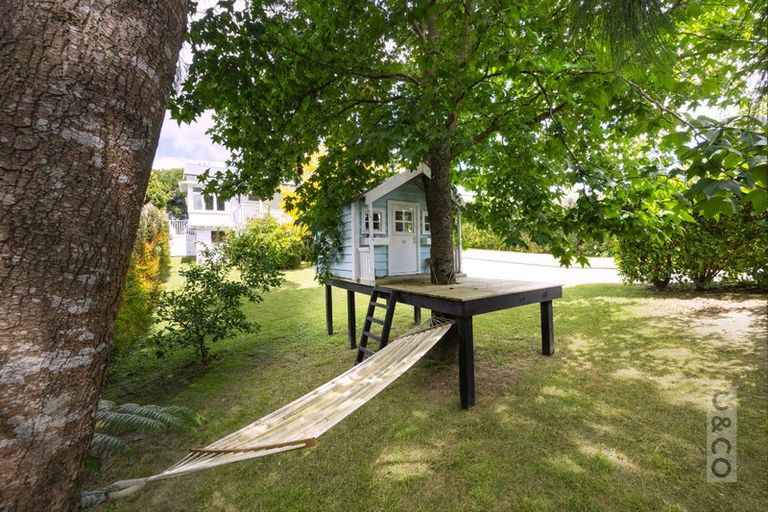 Photo of property in 56 Queen Street, Riverhead, 0820