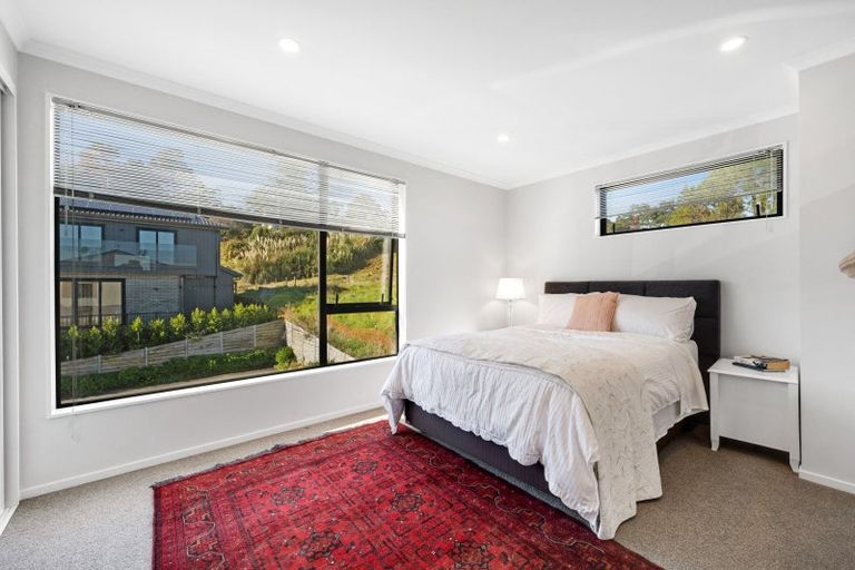 Photo of property in 13 Maureen Close, East Tamaki Heights, Auckland, 2016