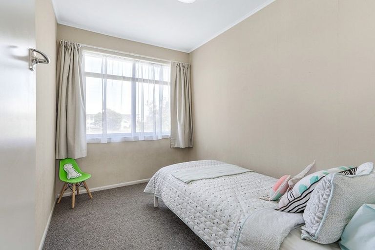 Photo of property in 33 Prisk Street, Melville, Hamilton, 3206