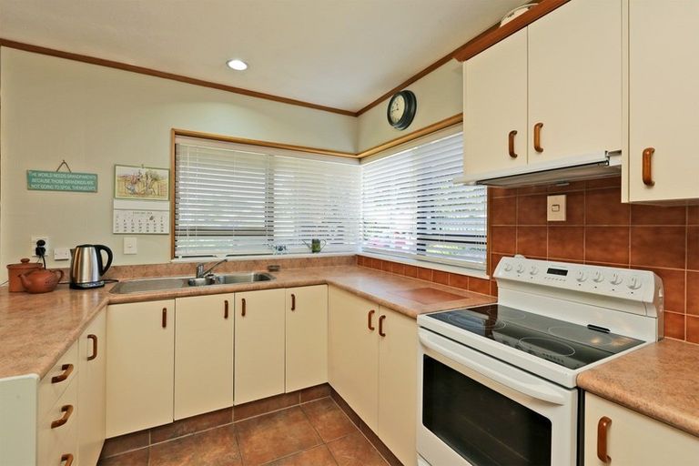 Photo of property in 49a Church Road, Taradale, Napier, 4112