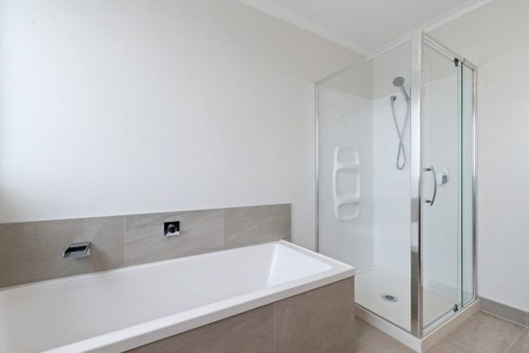 Photo of property in 14 Rangihina Road, Hobsonville, Auckland, 0616