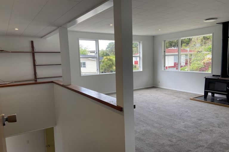 Photo of property in 162 Broderick Road, Johnsonville, Wellington, 6037