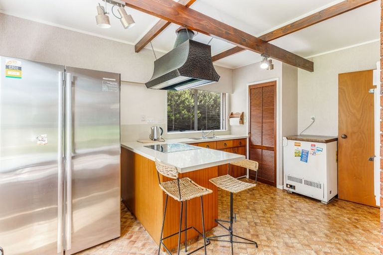 Photo of property in 274 Glenvar Road, Torbay, Auckland, 0630