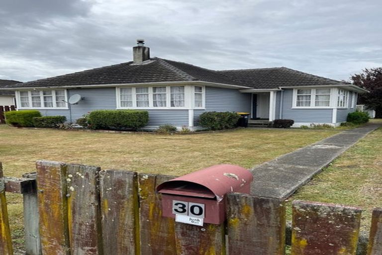 Photo of property in 30 Churchill Avenue, Lansdowne, Masterton, 5810