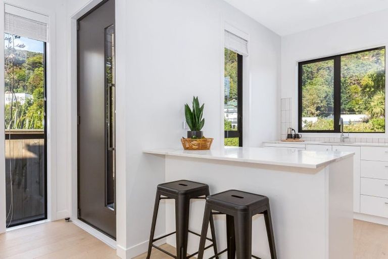 Photo of property in 4/323 Riverside Drive, Waterloo, Lower Hutt, 5011