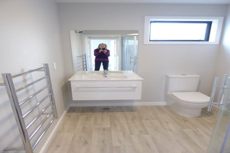 Photo of property in 62a Broderick Road, Johnsonville, Wellington, 6037