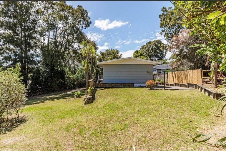 Photo of property in 80 Awaruku Road, Torbay, Auckland, 0630