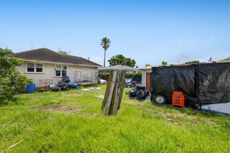 Photo of property in 81 Wallace Road, Mangere Bridge, Auckland, 2022