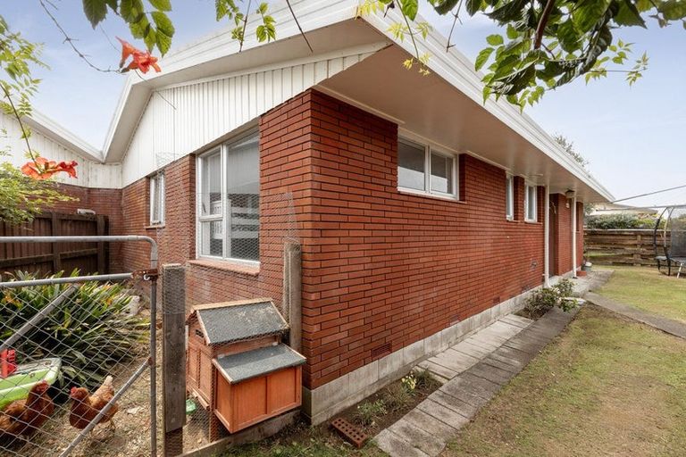 Photo of property in 17b Chevron Drive, Bellevue, Tauranga, 3110