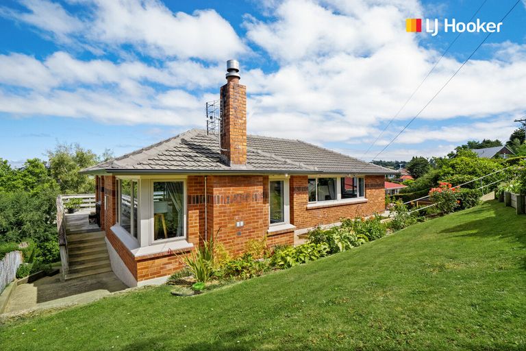 Photo of property in 8 Salmond Street, Halfway Bush, Dunedin, 9010