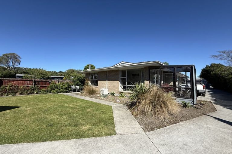 Photo of property in 2/259a Fifield Terrace, Opawa, Christchurch, 8023