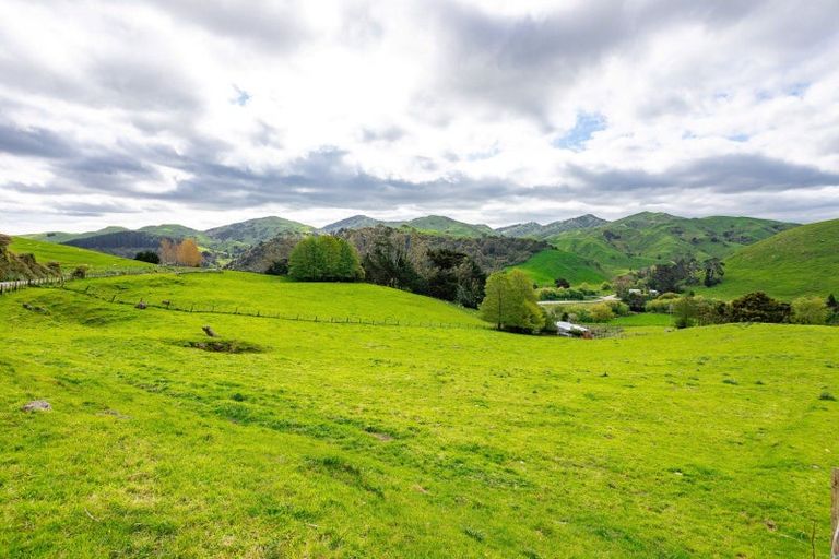 Photo of property in 38 Titoki Road, Waikanae Beach, Waikanae, 5036