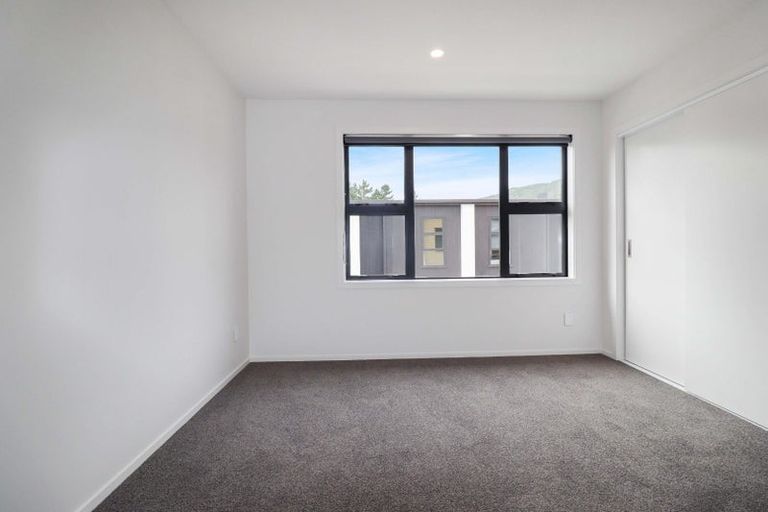 Photo of property in 14 Te Ara O Papatahi, Wainuiomata, Lower Hutt, 5014