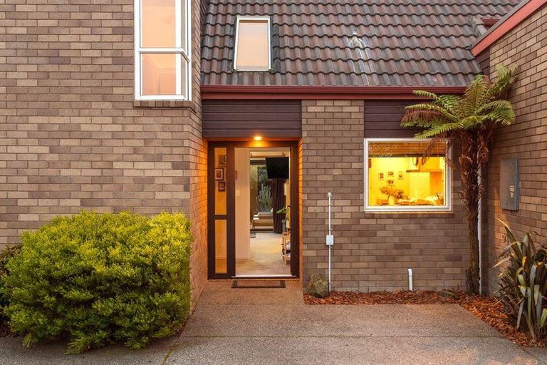 Photo of property in 1/19 Waitikiri Drive, Parklands, Christchurch, 8083