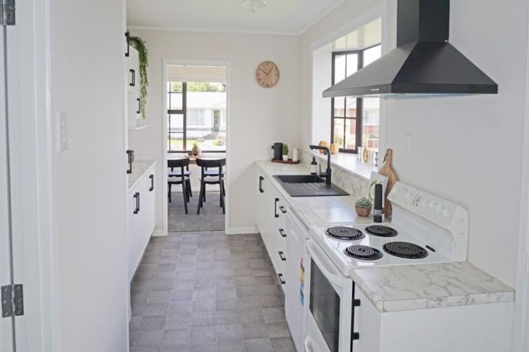 Photo of property in 20 Dundee Street, Strathern, Invercargill, 9812