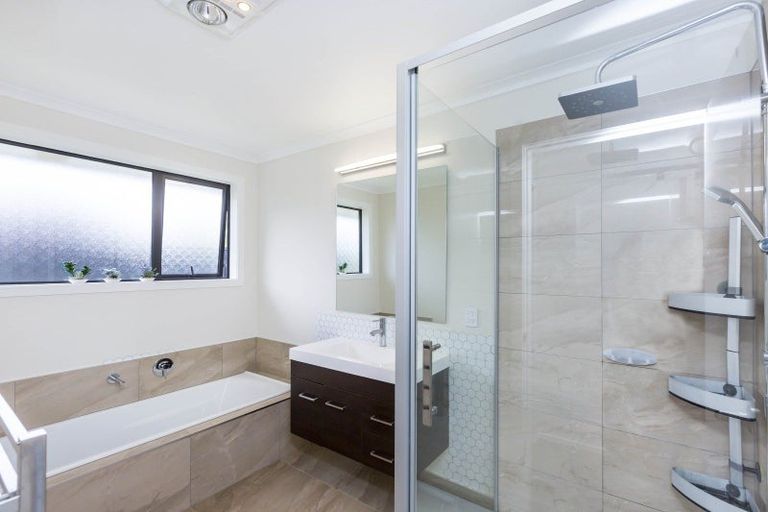 Photo of property in 16 Kerrigan Crescent, Wallaceville, Upper Hutt, 5018