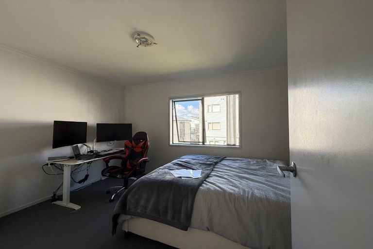 Photo of property in St Claire Village, 191/172 Mcleod Road, Te Atatu South, Auckland, 0610