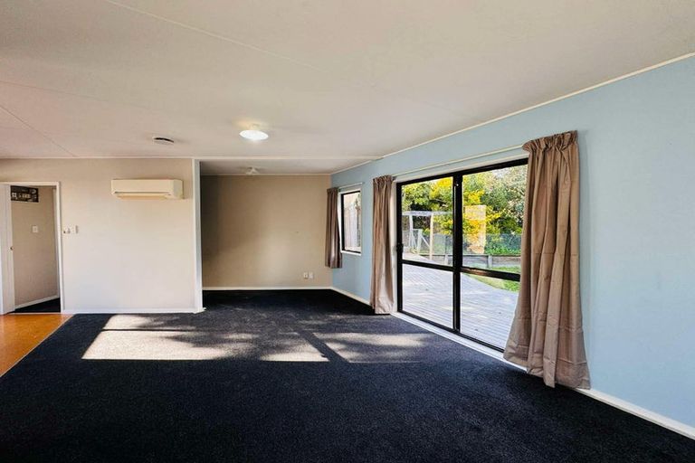 Photo of property in 4 Newland Court, Palmerston North, 4410