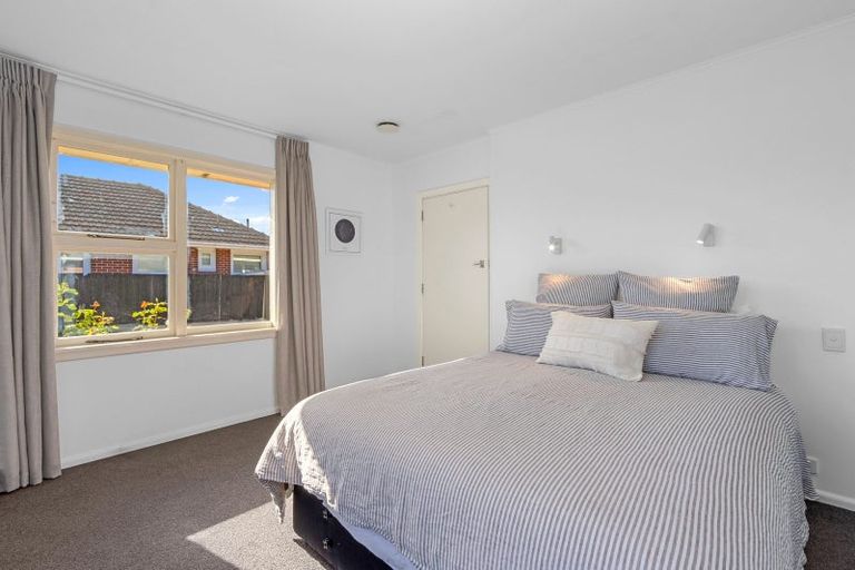 Photo of property in 15 Wingate Street, Redwood, Christchurch, 8051