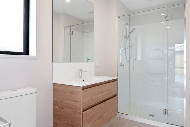 Photo of property in 33 Selfe Crescent, Burwood, Christchurch, 8083