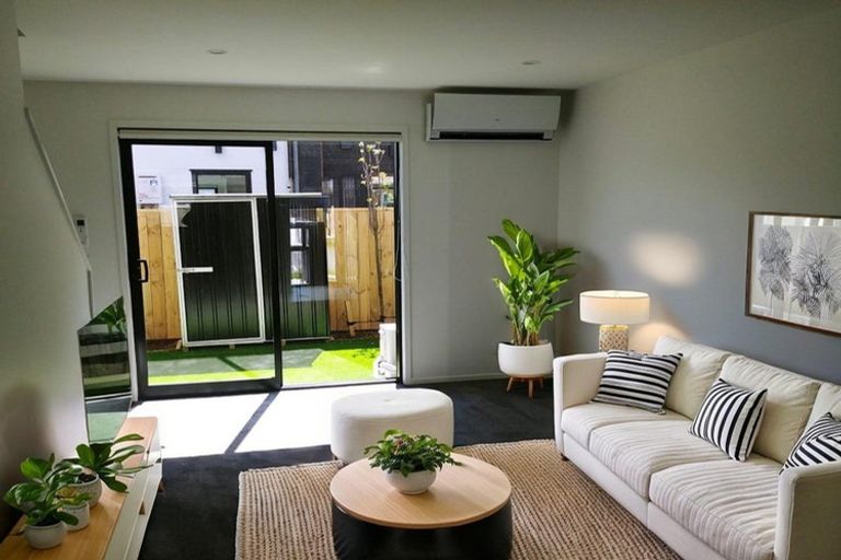 Photo of property in 3/31 Waiwhetu Road, Waiwhetu, Lower Hutt, 5010