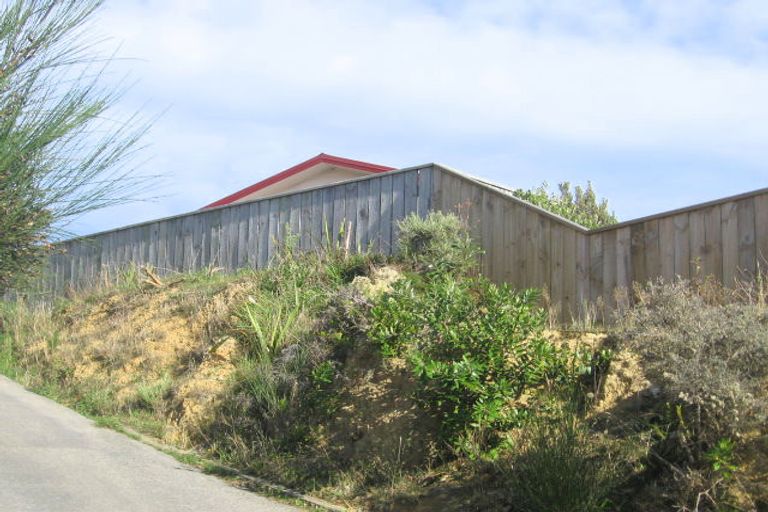 Photo of property in 94 Arawhata Street, Ranui, Porirua, 5024