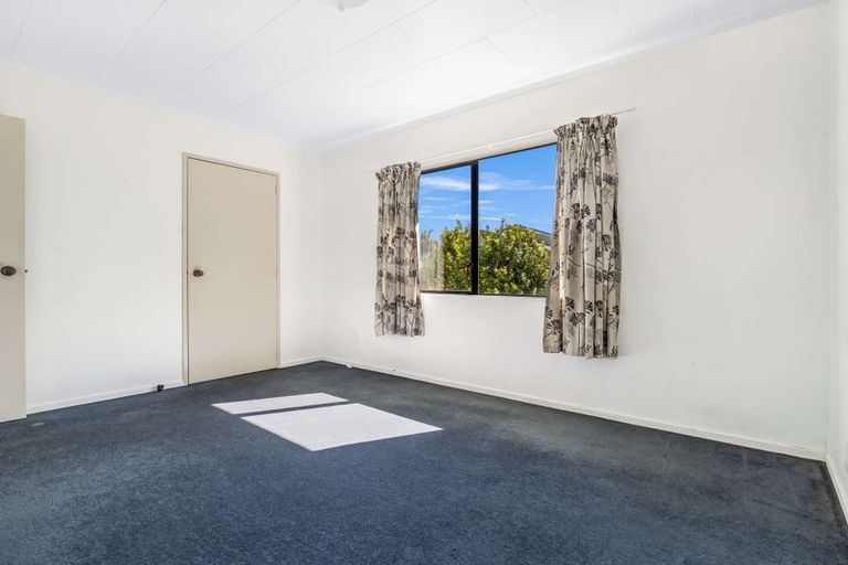 Photo of property in 2 Walton Place, Ngatea, 3503