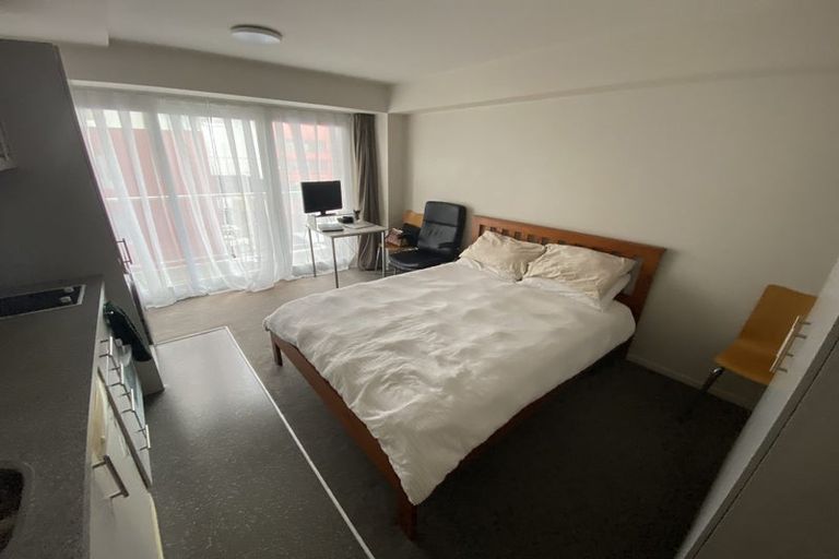 Photo of property in The Peak Apartments, 1001/170 Taranaki Street, Te Aro, Wellington, 6011
