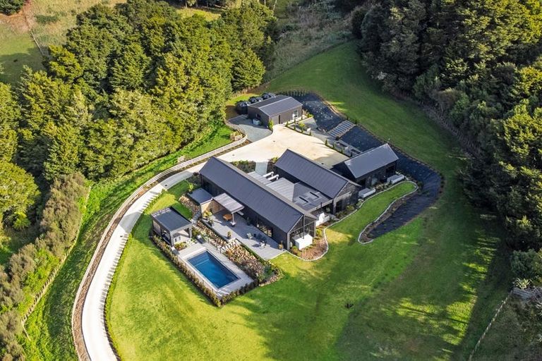 Photo of property in 98 Old Coach Way, Ramarama, Drury, 2579