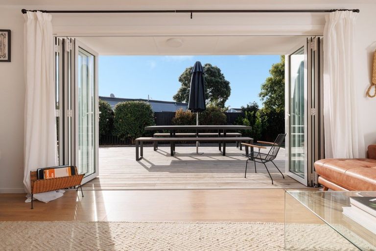 Photo of property in 216 Range Road, Papamoa Beach, Papamoa, 3118