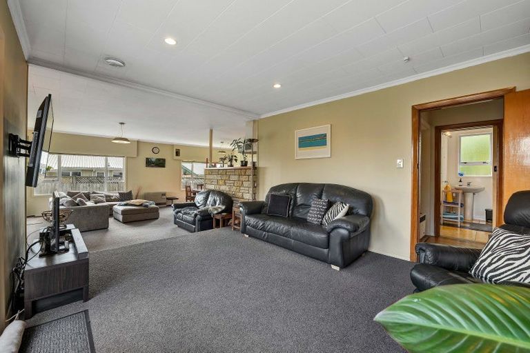 Photo of property in 3 Surrey Street, Stratford, 4332