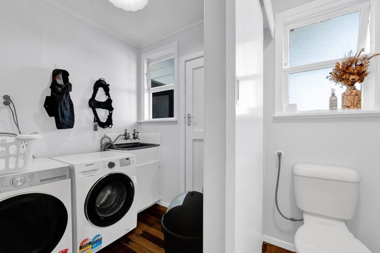 Photo of property in 111 Puriri Street, Hawera, 4610