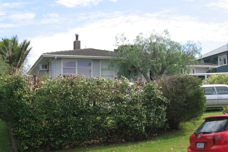 Photo of property in 20 Hilling Street, Titirangi, Auckland, 0604