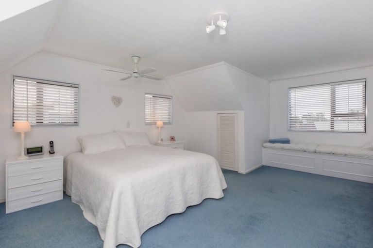 Photo of property in 47a Avenue Road, Greenmeadows, Napier, 4112