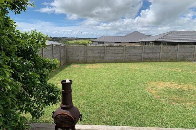 Photo of property in 5 Rere Awa Road, Glenbrook, Waiuku, 2681