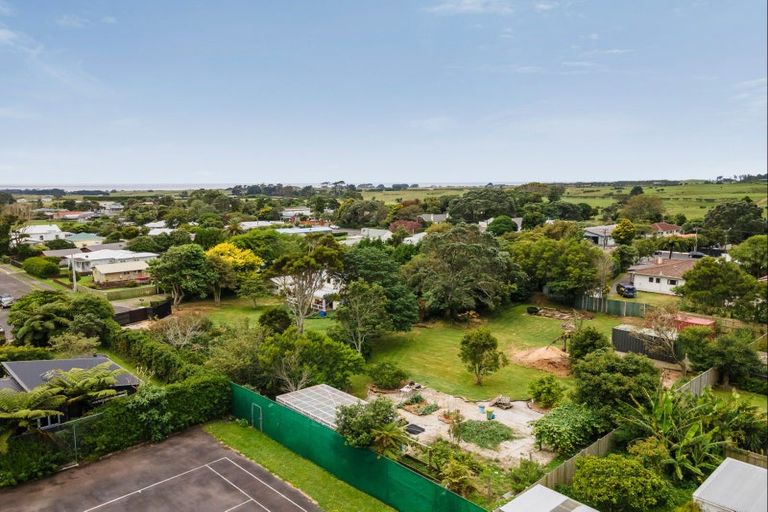 Photo of property in 15 Fox Street, Okato, 4335