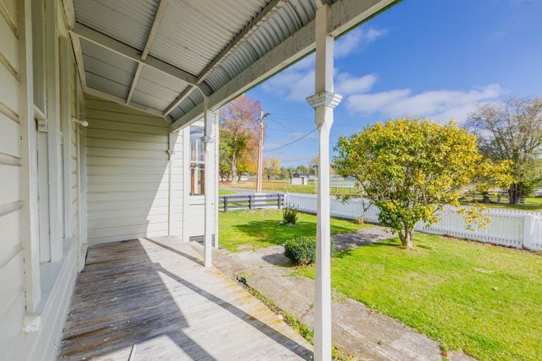 Photo of property in 19 Rochfort Street, Otane, 4202