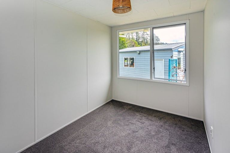 Photo of property in 124 Mckellar Place, Whangamata, 3620