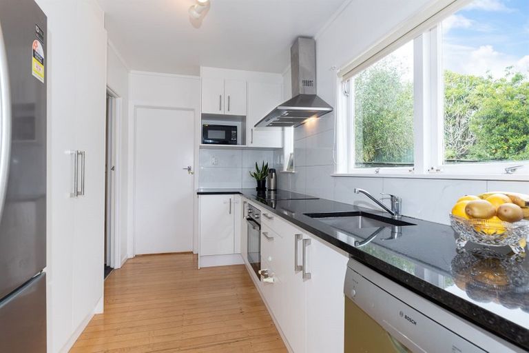 Photo of property in 55 Mcdowell Crescent, Hillcrest, Auckland, 0627