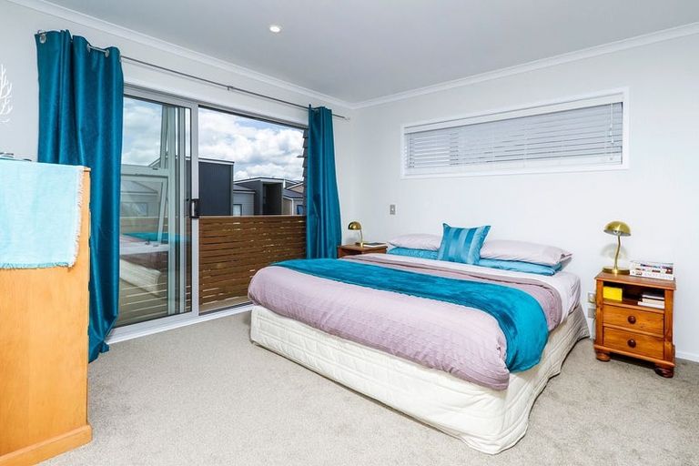 Photo of property in 41 Liquidambar Drive, Hobsonville, Auckland, 0616