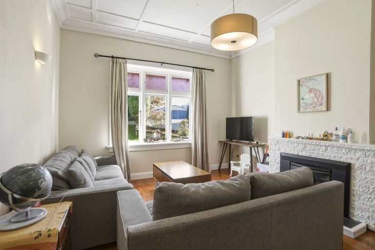 Photo of property in 185 Kenmure Road, Kenmure, Dunedin, 9011