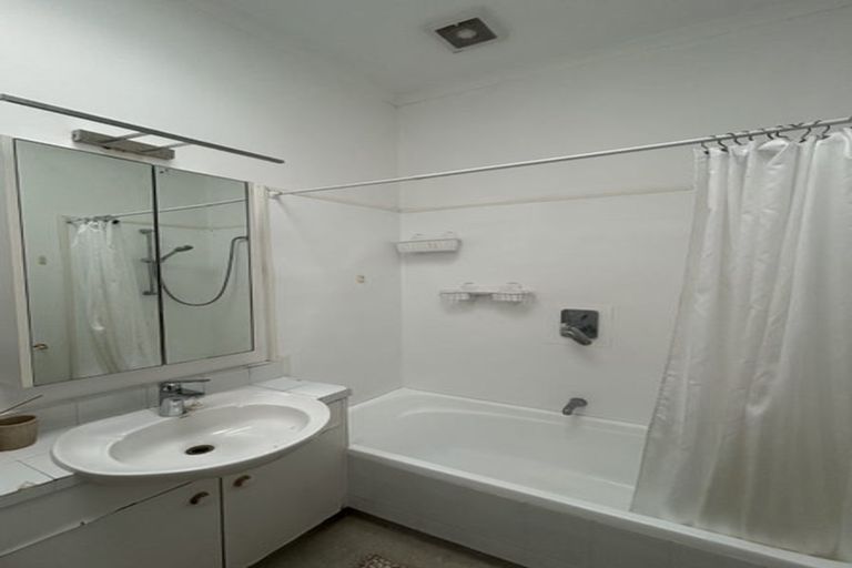 Photo of property in 10u1 Hobson Crescent, Thorndon, Wellington, 6011