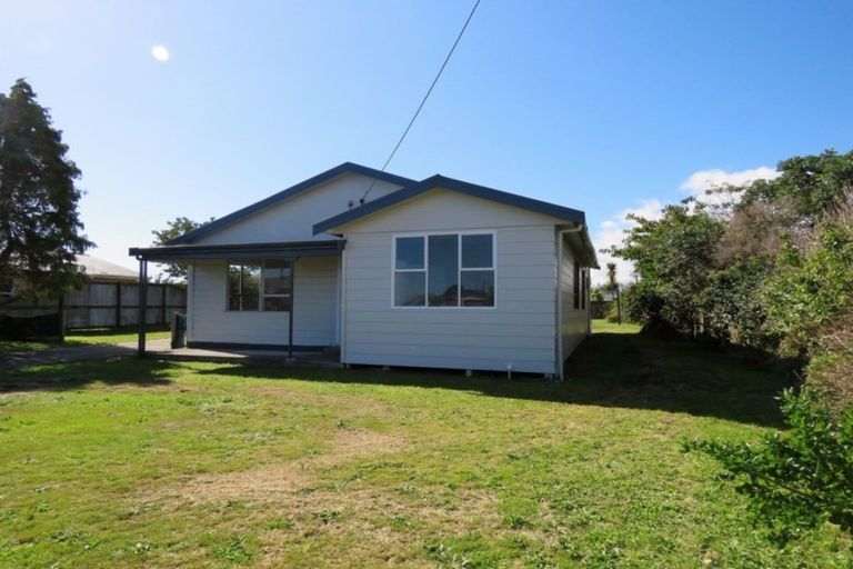 Photo of property in 7 Peel Street, Westport, 7825