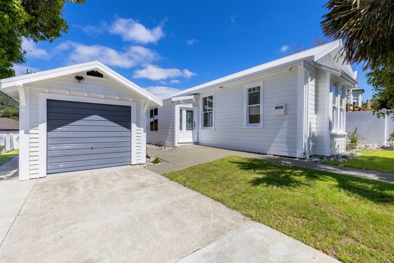 Photo of property in 9 Emano Street, Toi Toi, Nelson, 7010