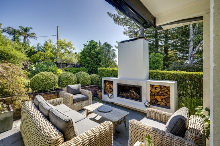 Photo of property in 119 Te Mata Peak Road, Havelock North, 4130