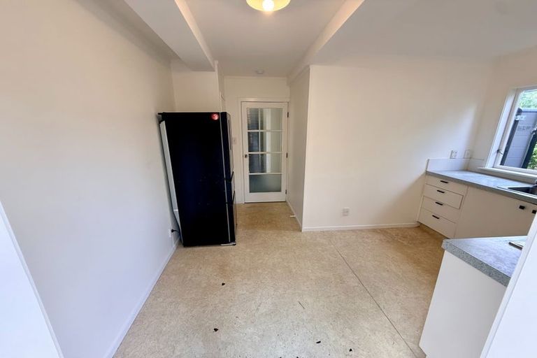 Photo of property in 10 Hilling Street, Titirangi, Auckland, 0604