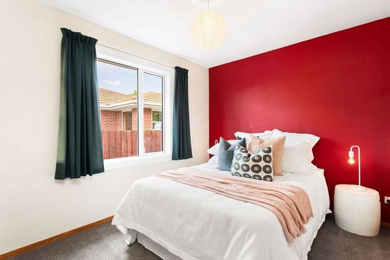 Photo of property in 40 Gregan Crescent, Burnside, Christchurch, 8053